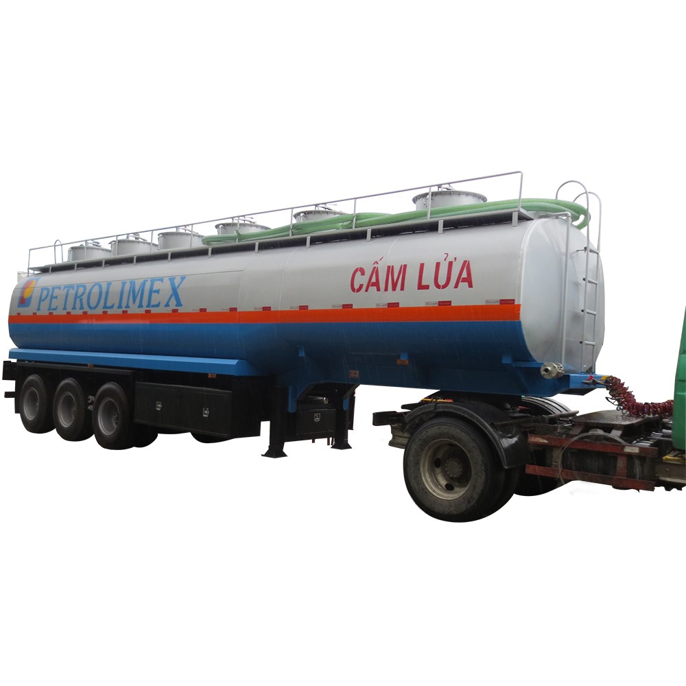 3-Achs-Öltank-Sattelauflieger 45000 Liter