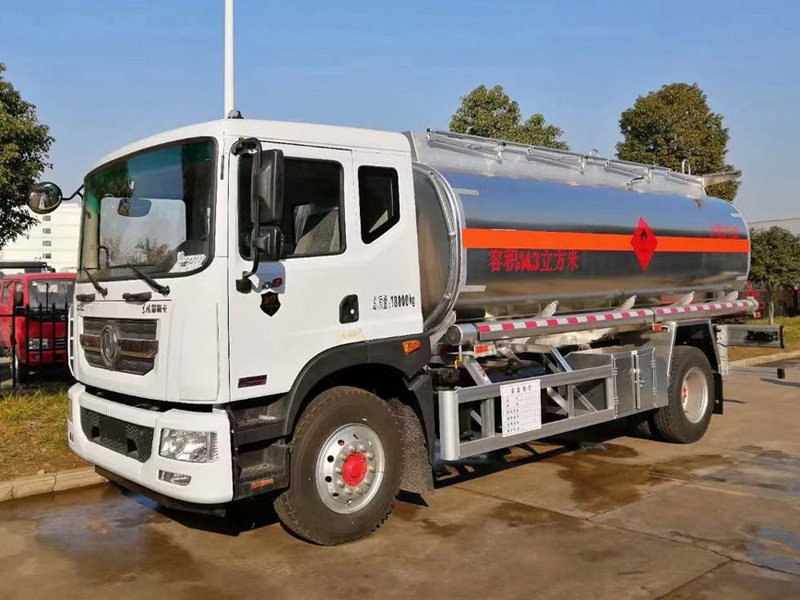 Drei Situationen, bei denen ein Öltankwagen während der Fahrt ungewöhnliche Geräusche von den Vorderrädern macht, müssen Sie unbedingt kennen.